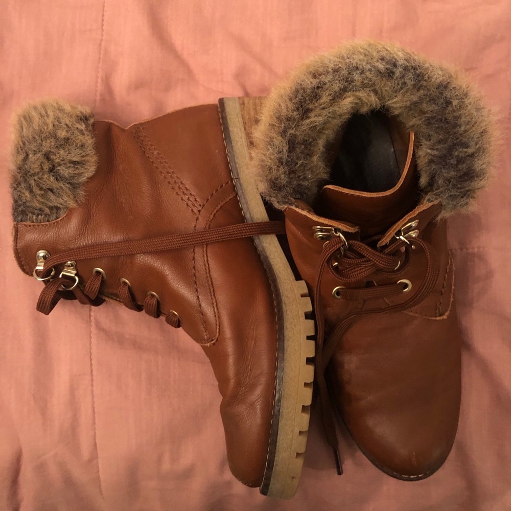 Leather boots